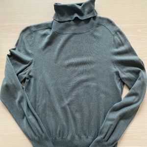 Banana Republic Women's Turtleneck